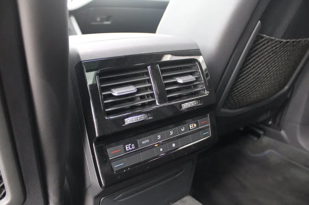 Volkswagen Touareg 3.0 TSi eHybrid 462pk 4MOTION R | Pano | uit 2020, foto 17