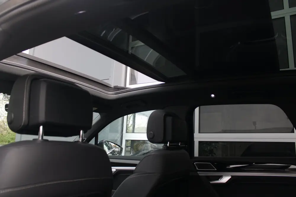 Volkswagen Touareg 3.0 TSi eHybrid 462pk 4MOTION R | Pano | uit 2020, foto 19