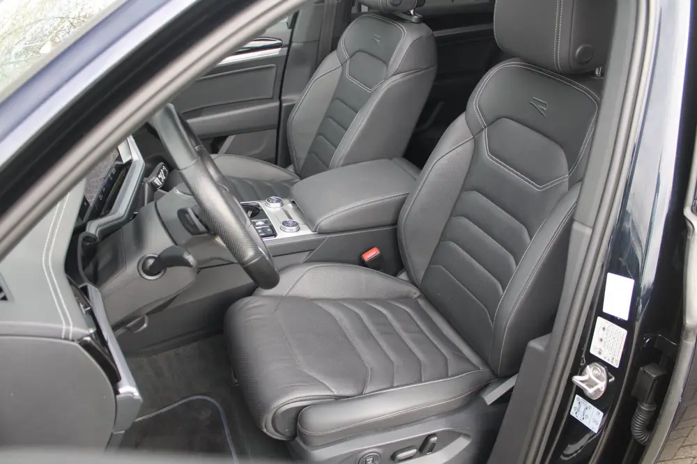 Volkswagen Touareg 3.0 TSi eHybrid 462pk 4MOTION R | Pano | uit 2020, foto 3