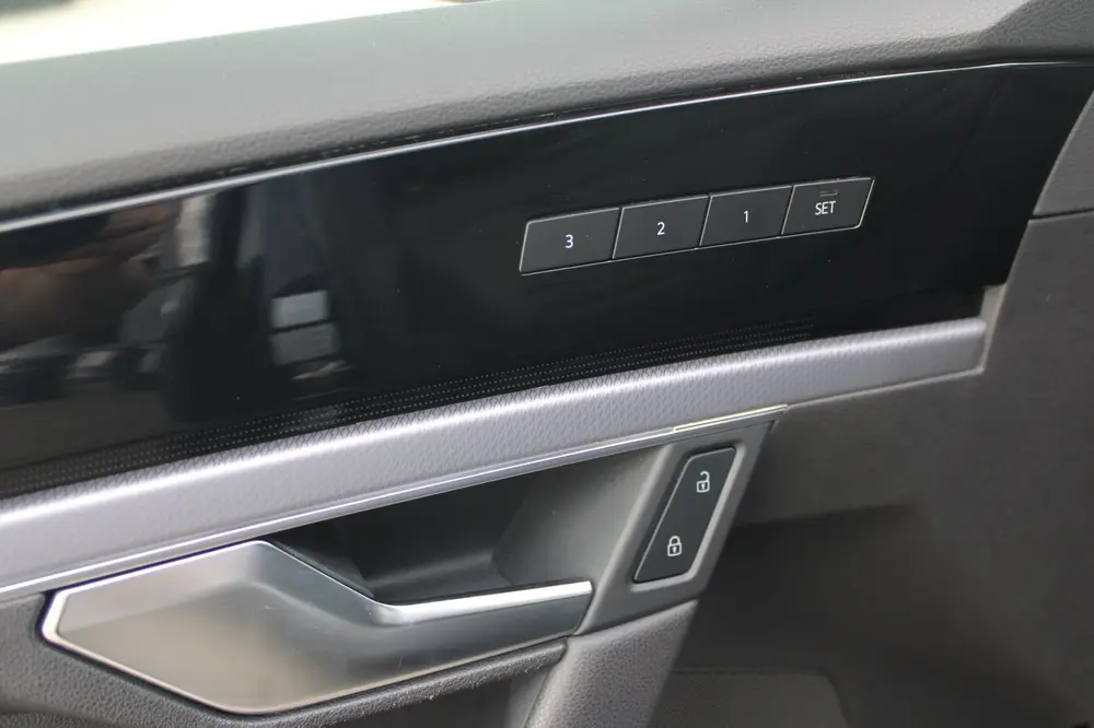 Volkswagen Touareg 3.0 TSi eHybrid 462pk 4MOTION R | Pano | uit 2020, foto 9