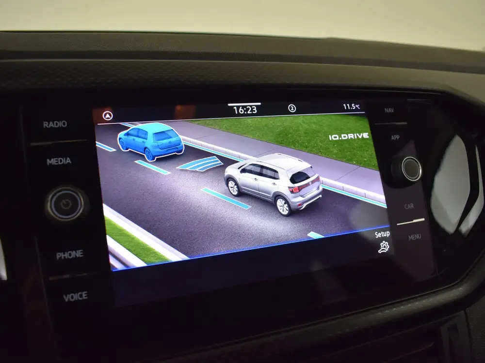 Volkswagen T-Cross 1.0 TSI Life 95Pk uit 2023, foto 18