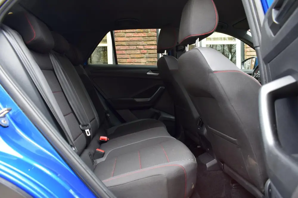 Volkswagen T-Roc 1.5 TSI DSG Aut. R Line Sport Carplay | PDC uit 2021, foto 11