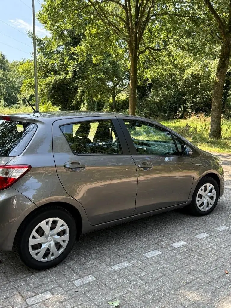 Toyota Yaris 1.5 Hybrid Automaat|APK 2028 uit 2020, foto 3