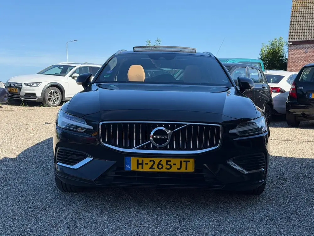 Volvo V60 2.0 T6 Twin Engine AWD Inscription BTW auto 16050 uit 2020, foto 2