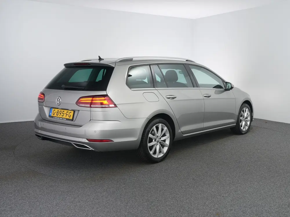 Volkswagen Golf Variant 1.5 TSI Highline Business R | Winter uit 2019, foto 2
