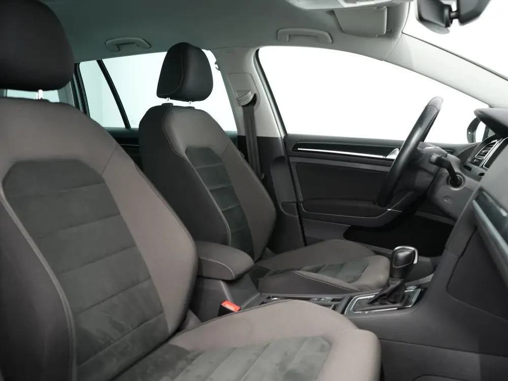 Volkswagen Golf Variant 1.5 TSI Highline Business R | Winter uit 2019, foto 4
