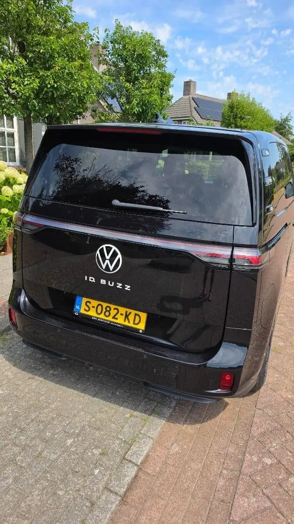 Volkswagen ID.Buzz 77kWh 204pk 2023 Zwart uit 2023, foto 8