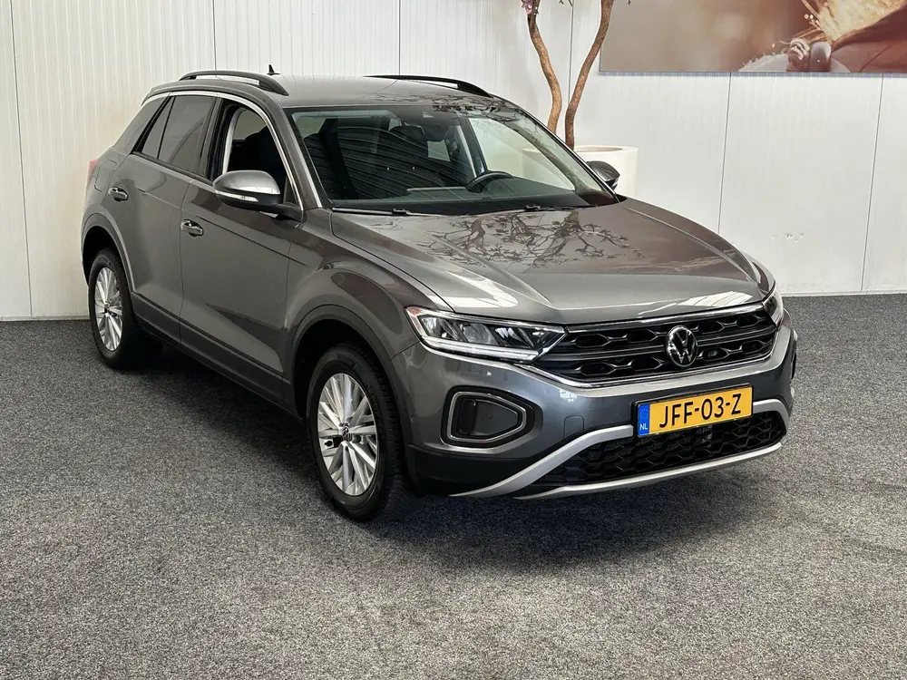 Volkswagen T-Roc 1.0 TSI STYLE NAVIGATIE CLIMATE CONTROL STO uit 2023, foto 3