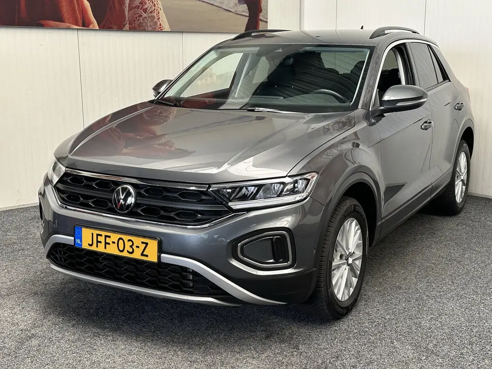 Volkswagen T-Roc 1.0 TSI STYLE NAVIGATIE CLIMATE CONTROL STO uit 2023, foto 6
