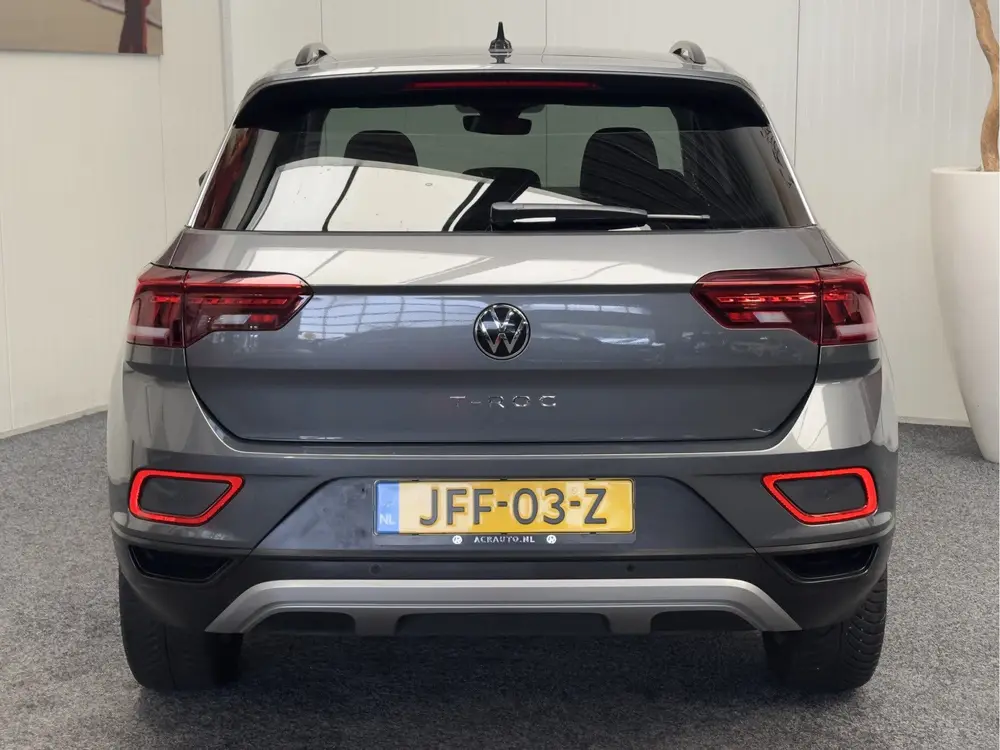 Volkswagen T-Roc 1.0 TSI STYLE NAVIGATIE CLIMATE CONTROL STO uit 2023, foto 8