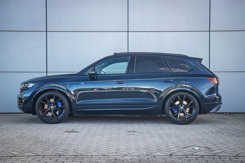 Volkswagen Touareg R 3.0 TSI eHybrid 462pk 4MOTION | Panoram uit 2024, foto 14