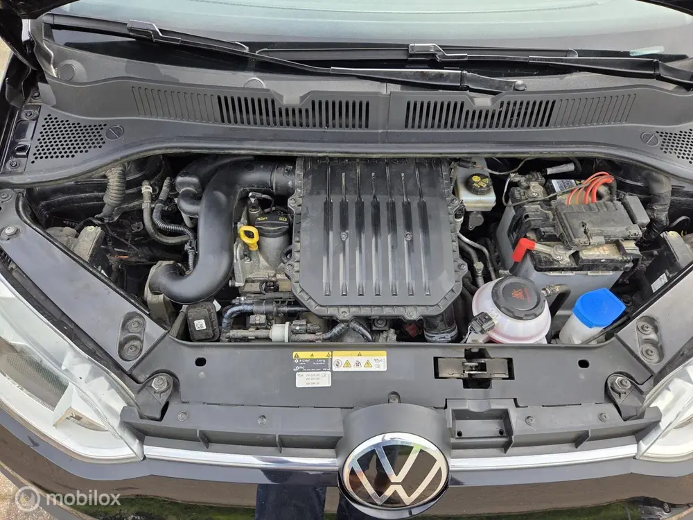 Volkswagen Up! 1.0 airco, 5 deurs uit 2022, foto 19
