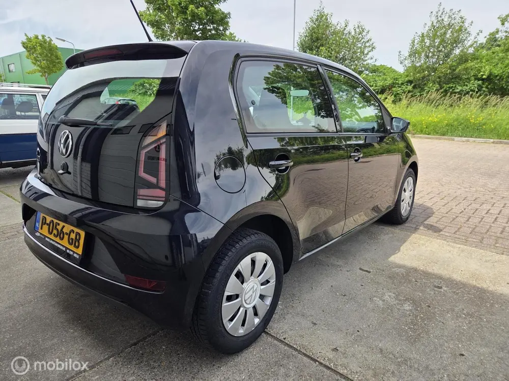 Volkswagen Up! 1.0 airco, 5 deurs uit 2022, foto 5
