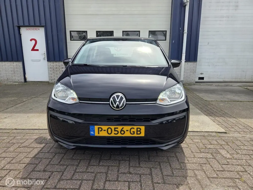 Volkswagen Up! 1.0 airco, 5 deurs uit 2022, foto 8