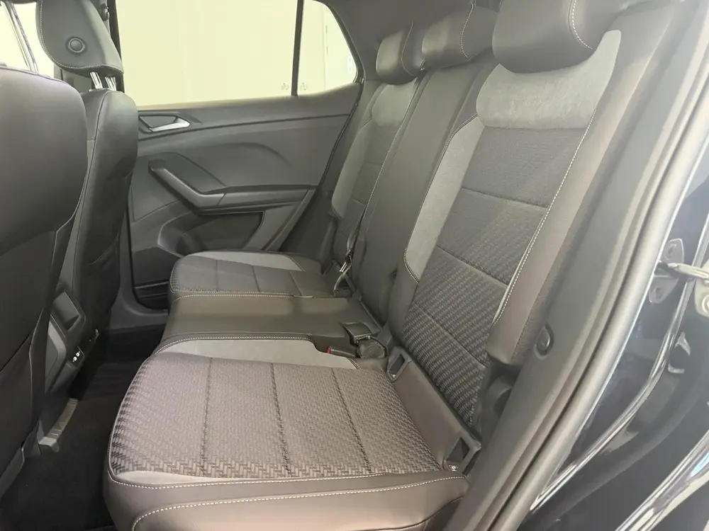 Volkswagen T-Cross 1.0 TSI R-Line | Automaat | Stoelverwarmi uit 2023, foto 8