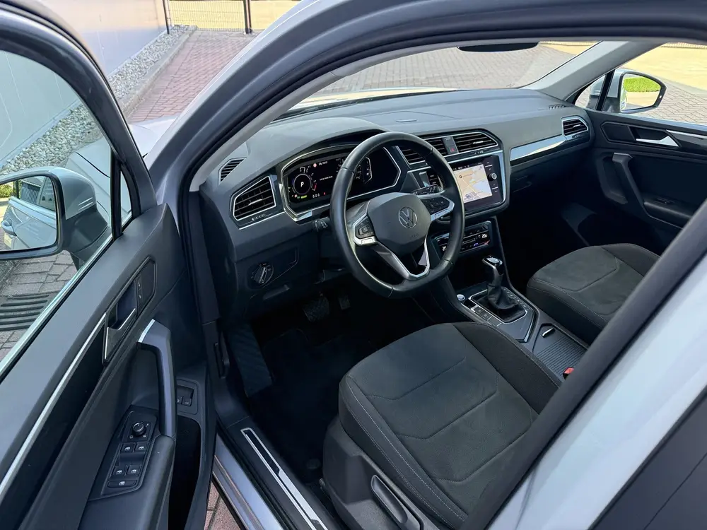 Volkswagen Tiguan 1.4 TSI eHybrid 245pk Elegance | Panoramad uit 2021, foto 5