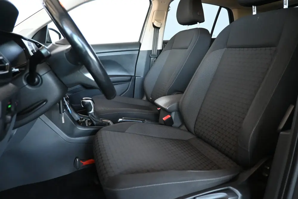Volkswagen T-Cross 1.0 TSI Life Clima Adaptieve Cruise Carpl uit 2019, foto 5