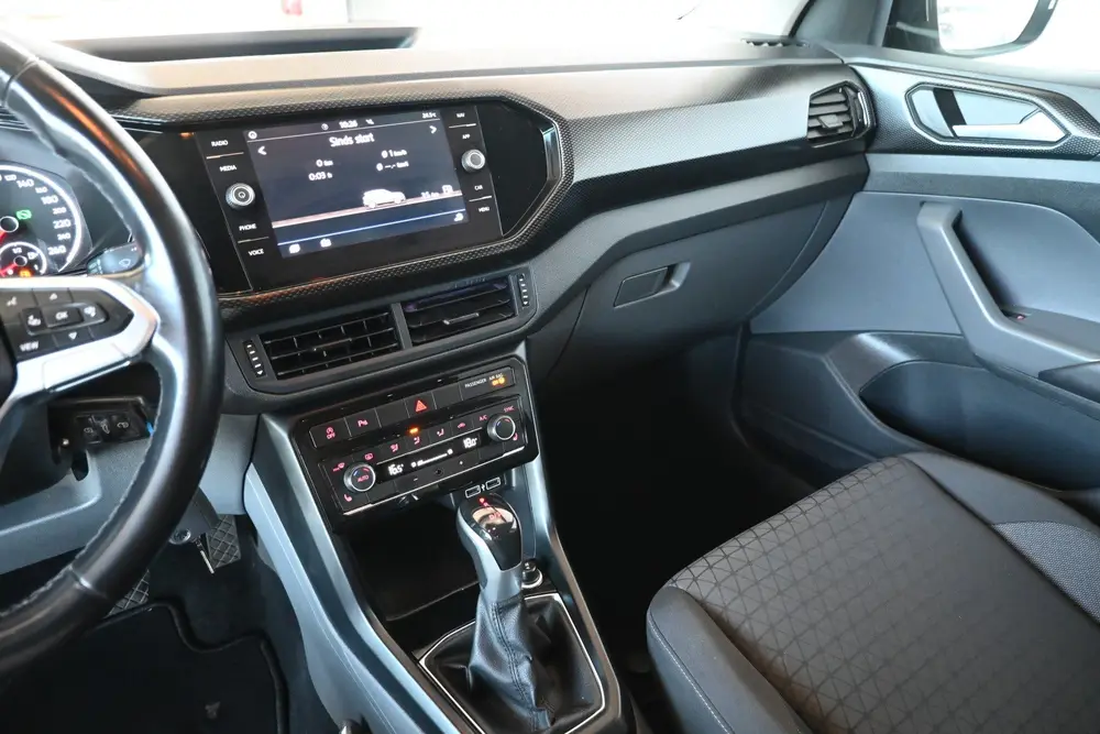 Volkswagen T-Cross 1.0 TSI Life Clima Adaptieve Cruise Carpl uit 2019, foto 8