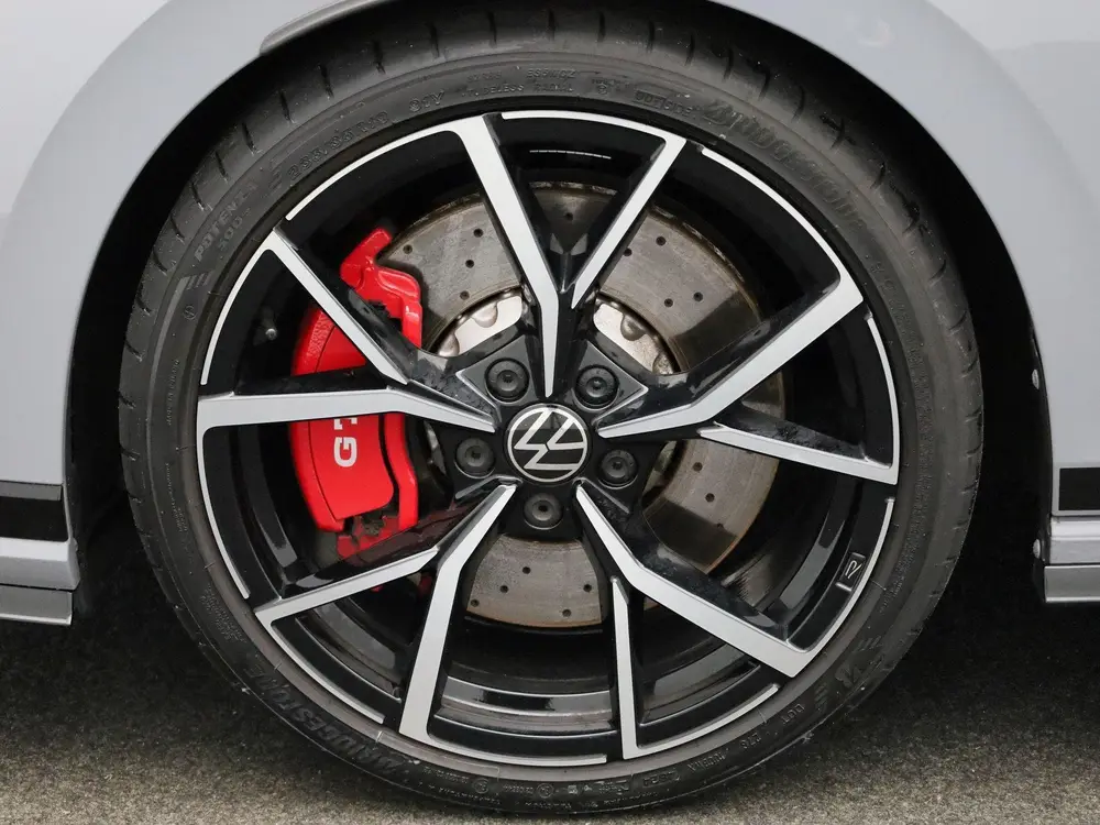 Volkswagen Golf 2.0 TSI GTI Clubsport 301 PK| Panoramadak | uit 2025, foto 13