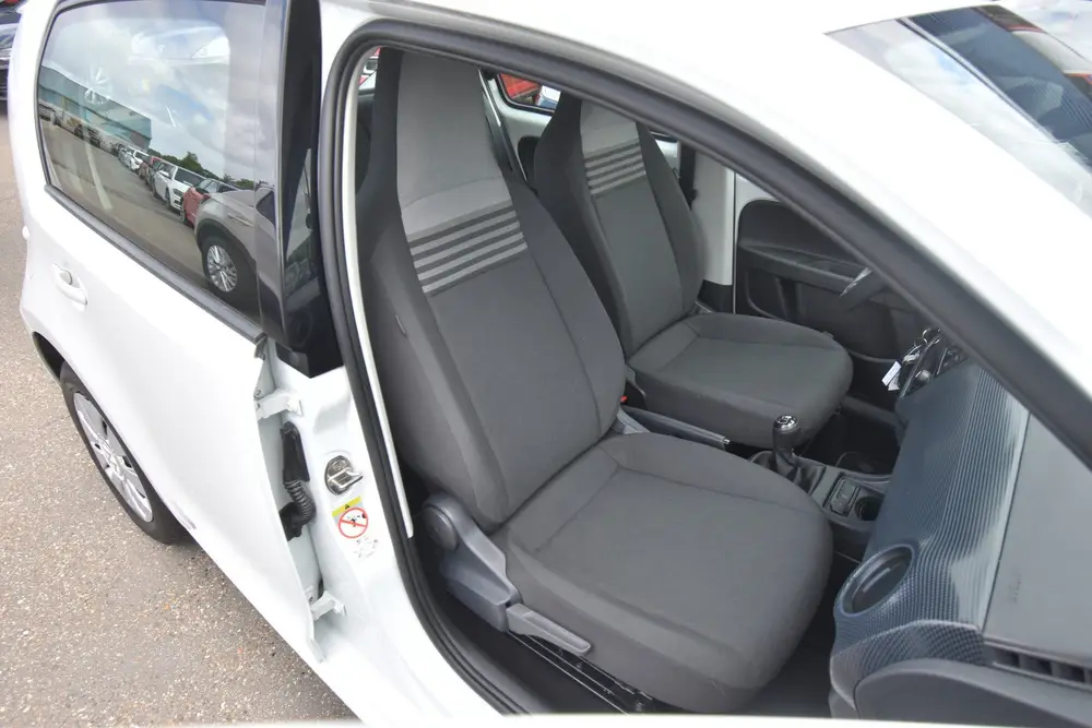 Volkswagen Up! 1.0 , AIRCO , BL TOOTH , EL VOOR , (bj 2021) uit 2021, foto 7