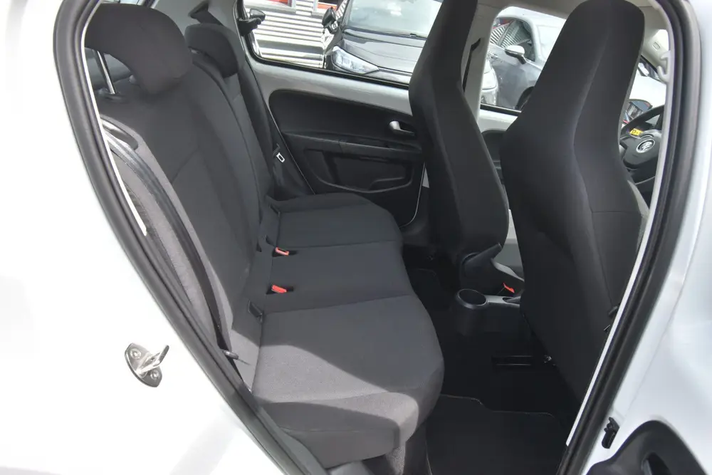 Volkswagen Up! 1.0 , AIRCO , BL TOOTH , EL VOOR , (bj 2021) uit 2021, foto 8