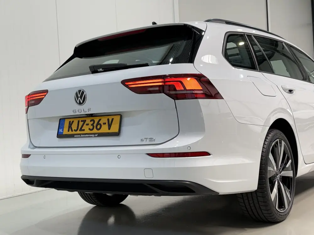 Volkswagen Golf Variant 1.5 eTSI 150pk DSG Style | Pano dak uit 2024, foto 10