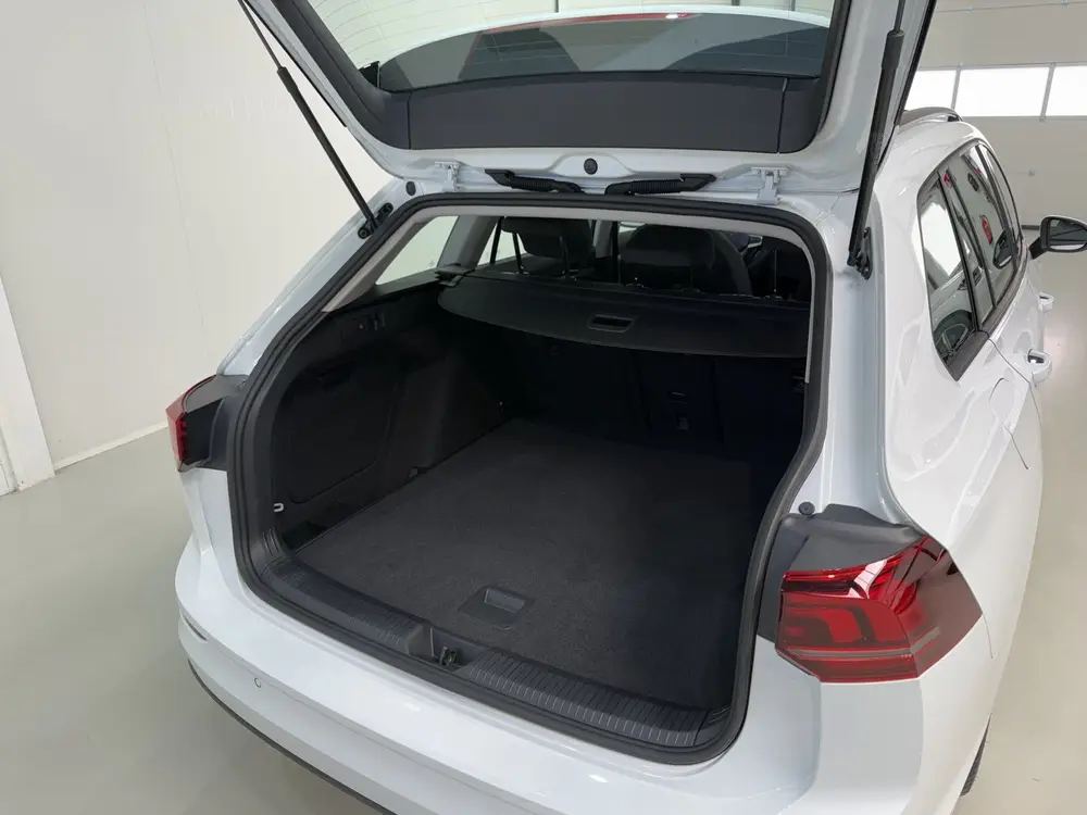 Volkswagen Golf Variant 1.5 eTSI 150pk DSG Style | Pano dak uit 2024, foto 18