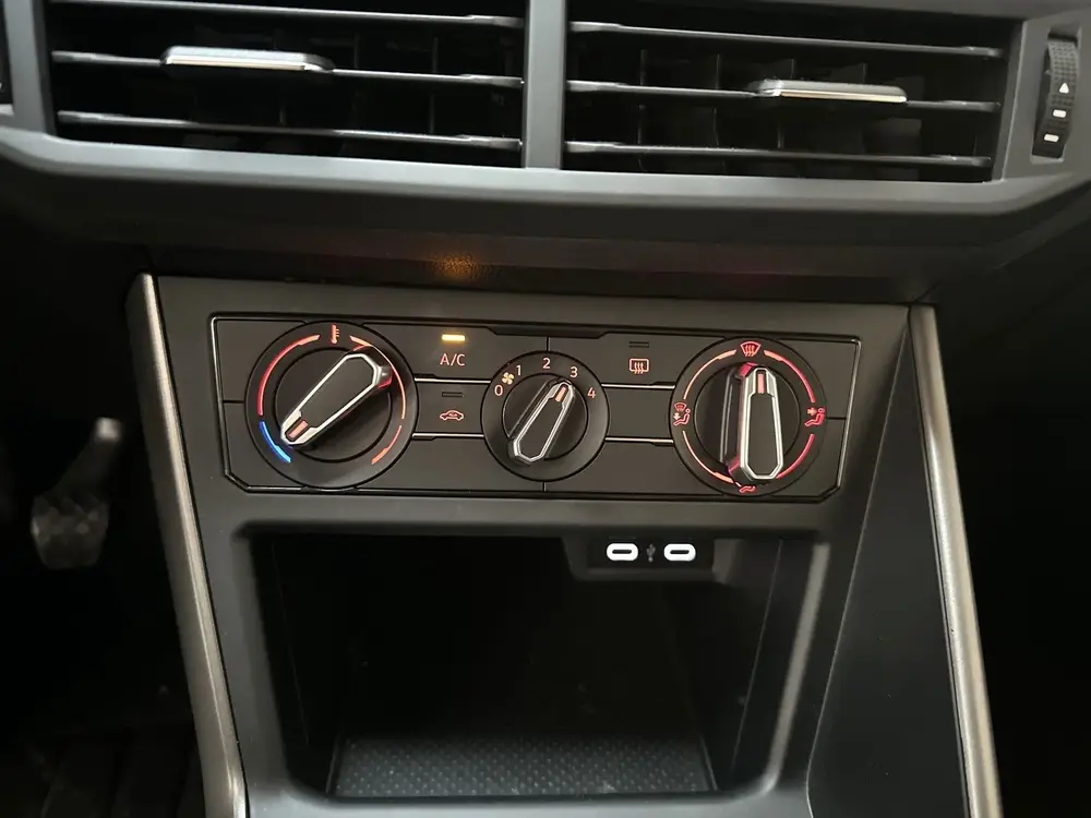 Volkswagen Polo 1.0 TSI Comfortline Parkeersensoren App-Conn uit 2021, foto 13