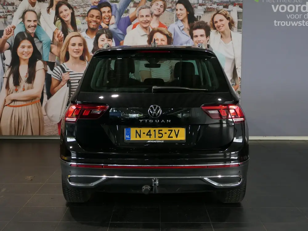 Volkswagen Tiguan 1.5 TSI Elegance - Trekhaak - Dodehoek - D uit 2021, foto 4