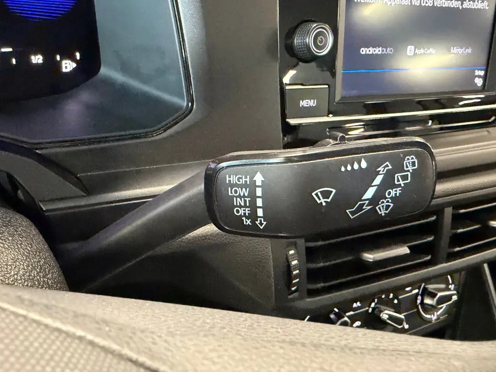 Volkswagen Taigo 1.0 TSI AIRCO APPLE CARPLAY STOELVERWARMING uit 2022, foto 20