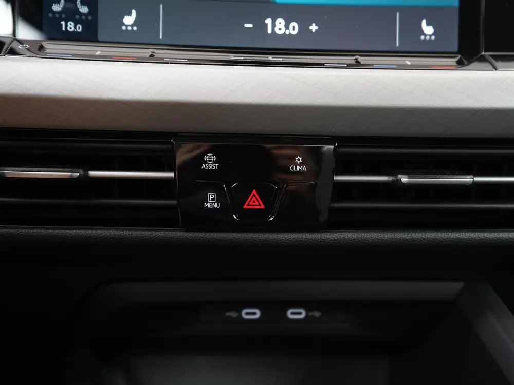 Volkswagen Golf 1.5 eTSI Life DSG | Stoel & Stuurverwarming uit 2023, foto 12
