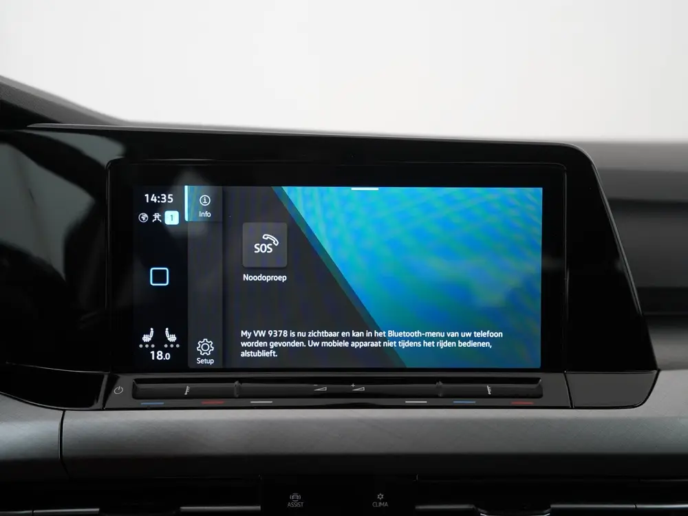 Volkswagen Golf 1.5 eTSI Life DSG | Stoel & Stuurverwarming uit 2023, foto 15