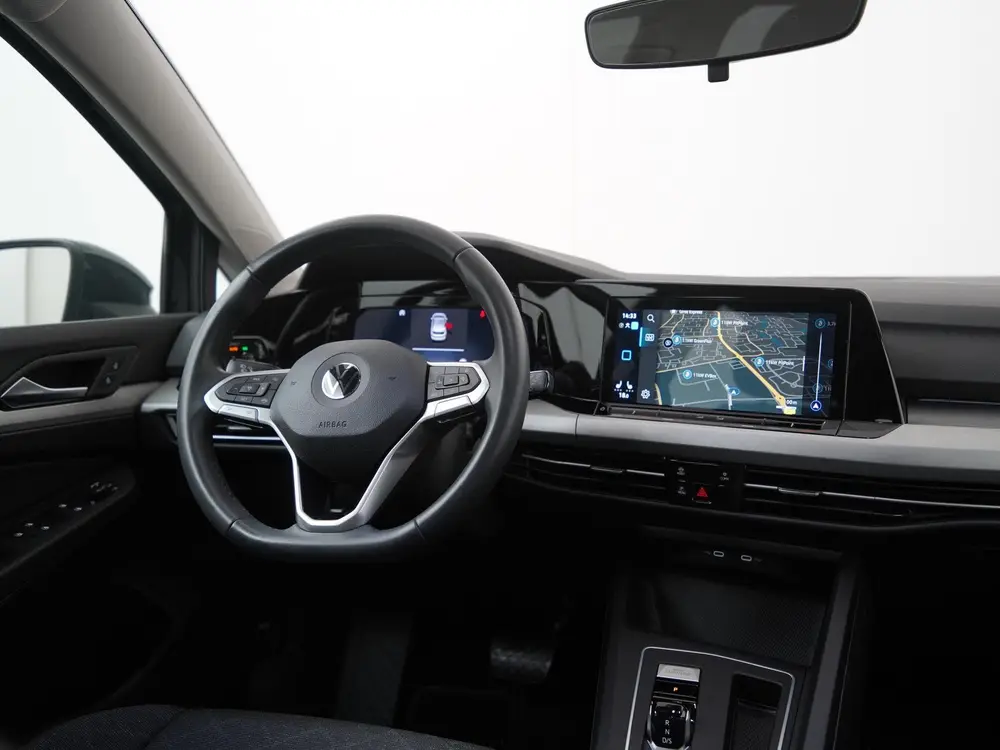 Volkswagen Golf 1.5 eTSI Life DSG | Stoel & Stuurverwarming uit 2023, foto 6
