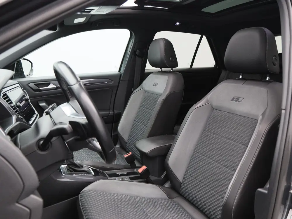 Volkswagen T-Roc 1.5 TSi 150 Pk Automaat R line | Trekhaak | uit 2021, foto 20