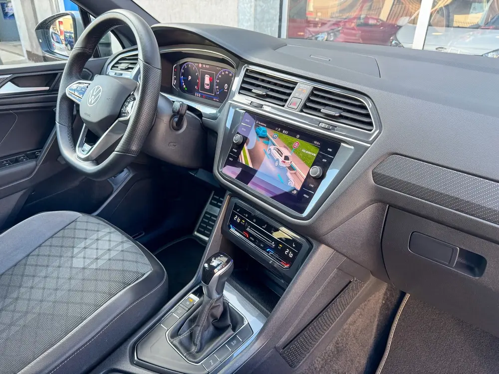 Volkswagen Tiguan Allspace 1.5 TSI R-Line Business Automaat| uit 2023, foto 12