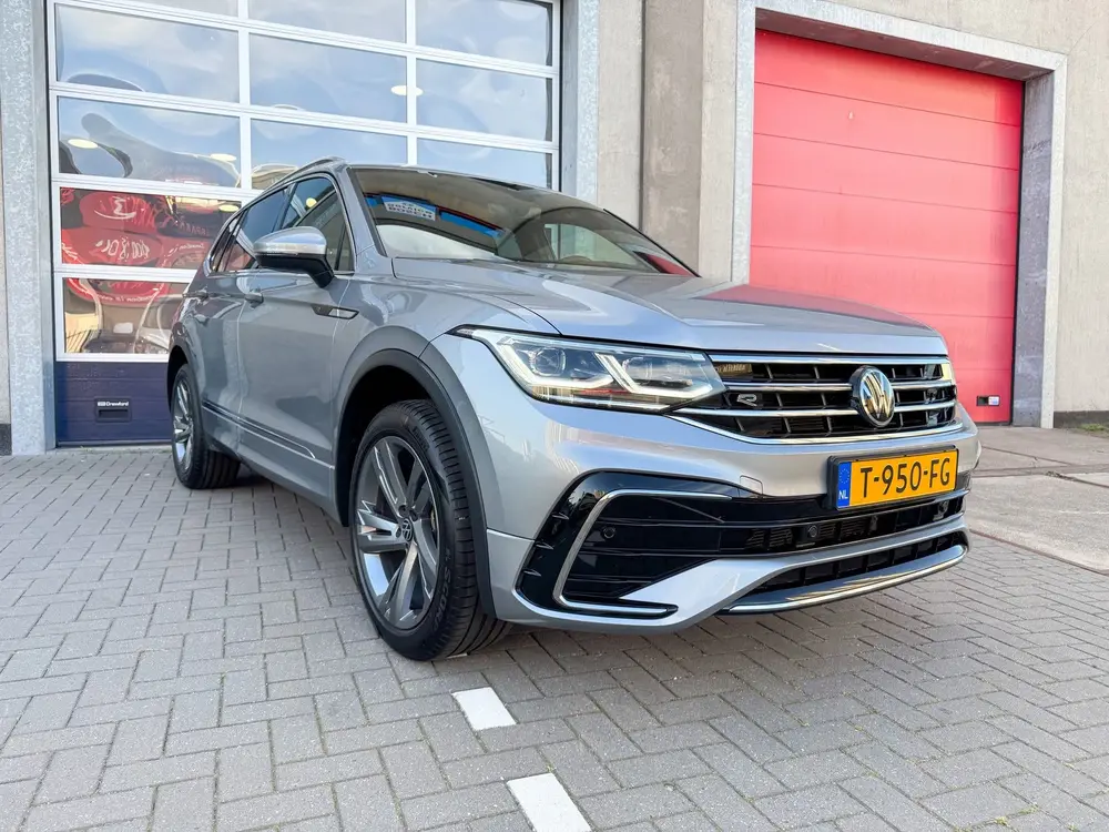 Volkswagen Tiguan Allspace 1.5 TSI R-Line Business Automaat| uit 2023, foto 4
