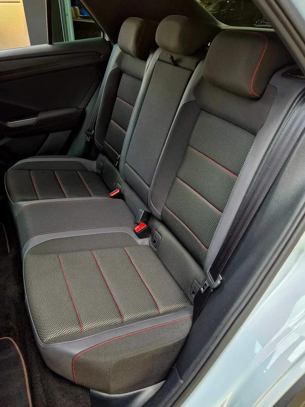 Volkswagen T-roc 1.5 TSI 150PK Sport + LED|Sfeerverl.|Adapti uit 2021, foto 6