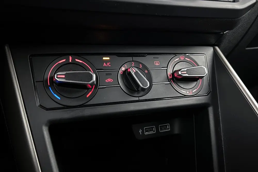 Volkswagen Polo 1.0 TSI Comfortline | Apple Carplay | Adapti uit 2020, foto 20
