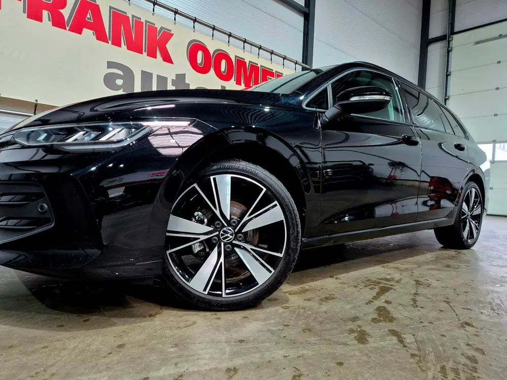 Volkswagen Golf Variant 1.5 eTSI 116PK Life Edition + Dealer uit 2025, foto 11