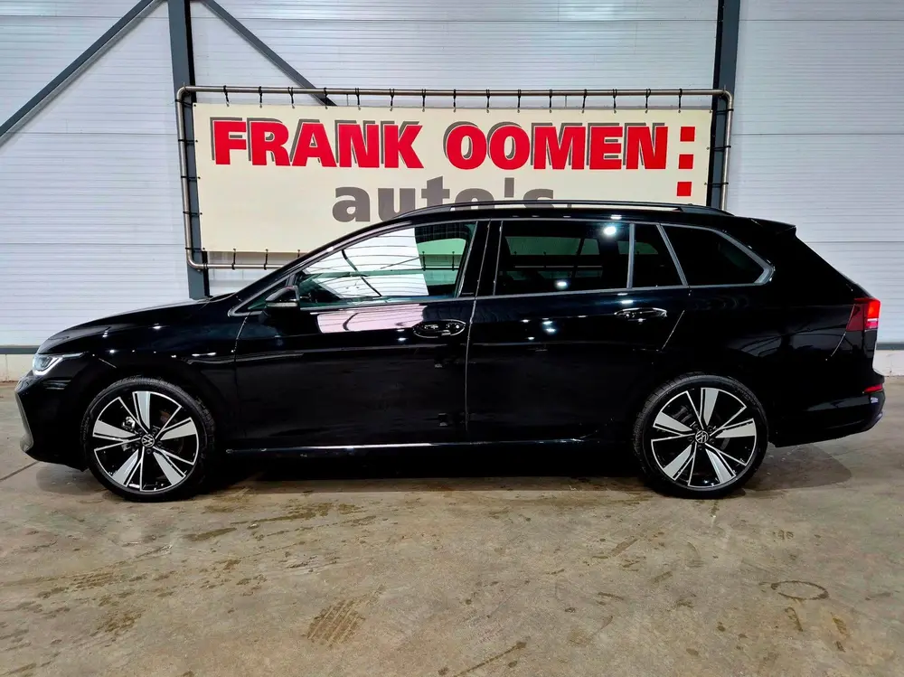 Volkswagen Golf Variant 1.5 eTSI 116PK Life Edition + Dealer uit 2025, foto 2