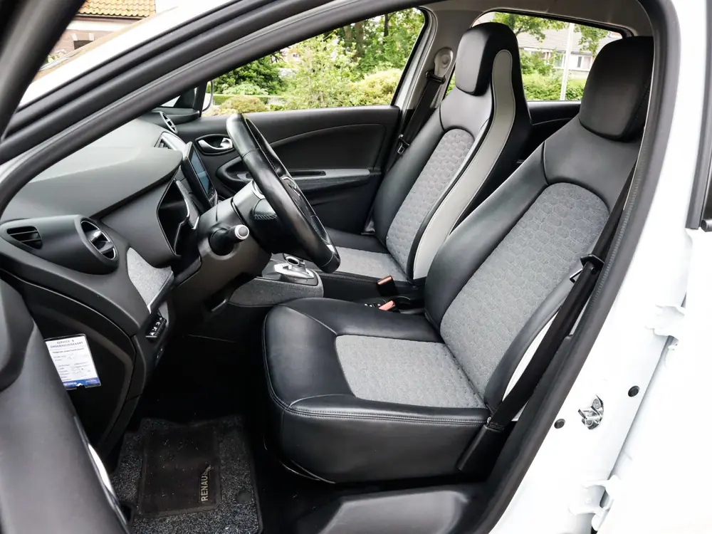 Renault ZOE R135 Intens 52 kWh 3-Fase 1e-Eig. & Dealer-Onder uit 2022, foto 7