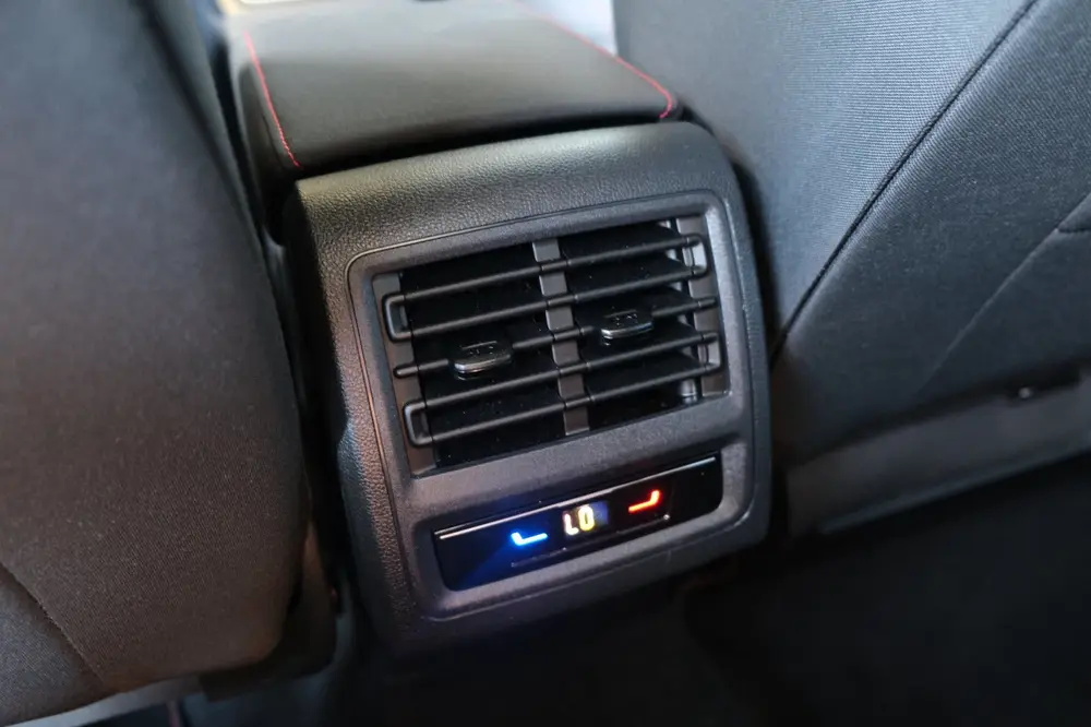 Volkswagen Golf 8 2.0 TSI GTI DSG 245PK Navi Led Camera ACC uit 2022, foto 11