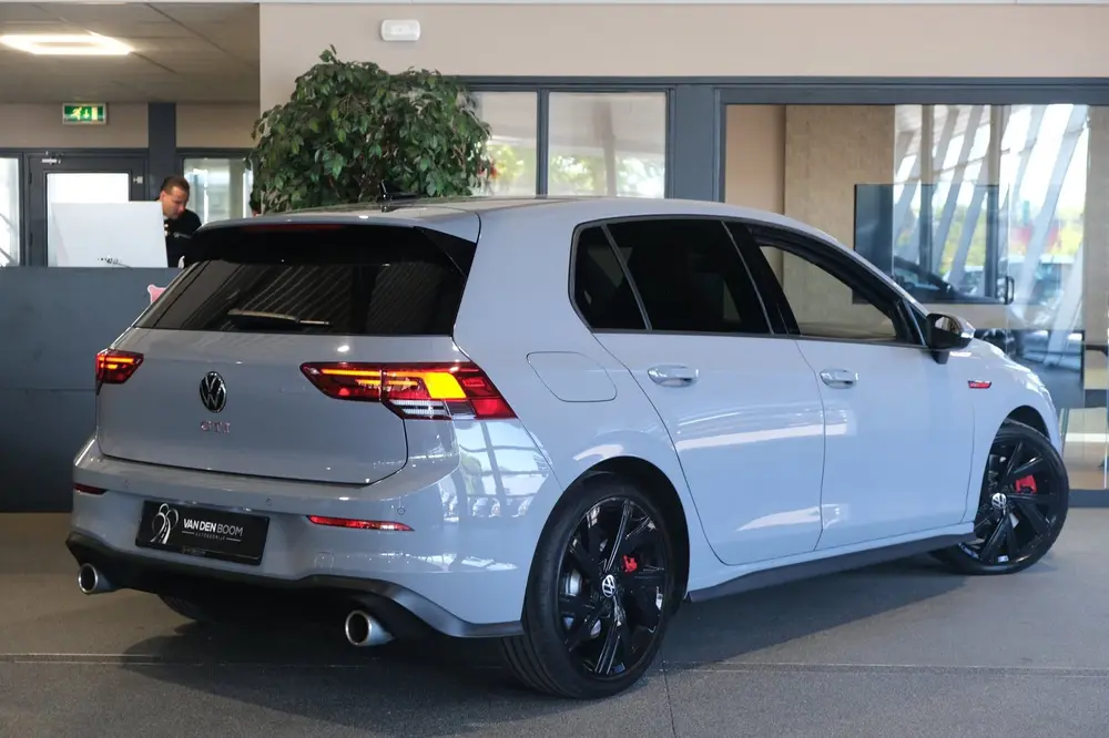 Volkswagen Golf 8 2.0 TSI GTI DSG 245PK Navi Led Camera ACC uit 2022, foto 2