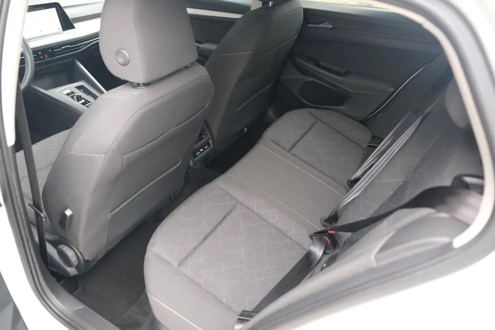Volkswagen Golf 8 1.5 eTSI DSG Pano Led Navi ACC HUD CAM PDC uit 2020, foto 13