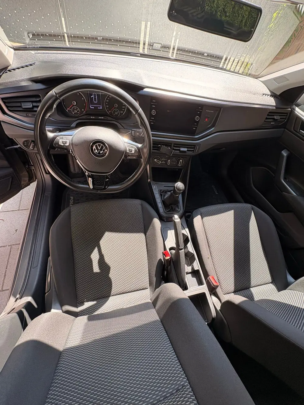 Volkswagen Polo VI 1.0 MPI 80hp — 2021 — Grey uit 2021, foto 14