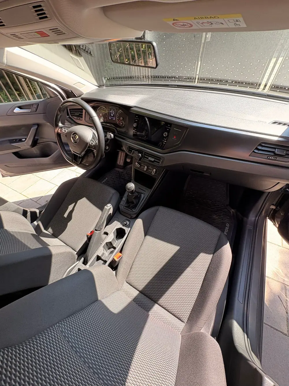 Volkswagen Polo VI 1.0 MPI 80hp — 2021 — Grey uit 2021, foto 15