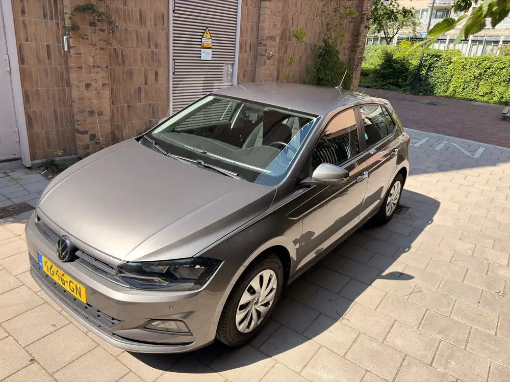Volkswagen Polo VI 1.0 MPI 80hp — 2021 — Grey uit 2021, foto 5