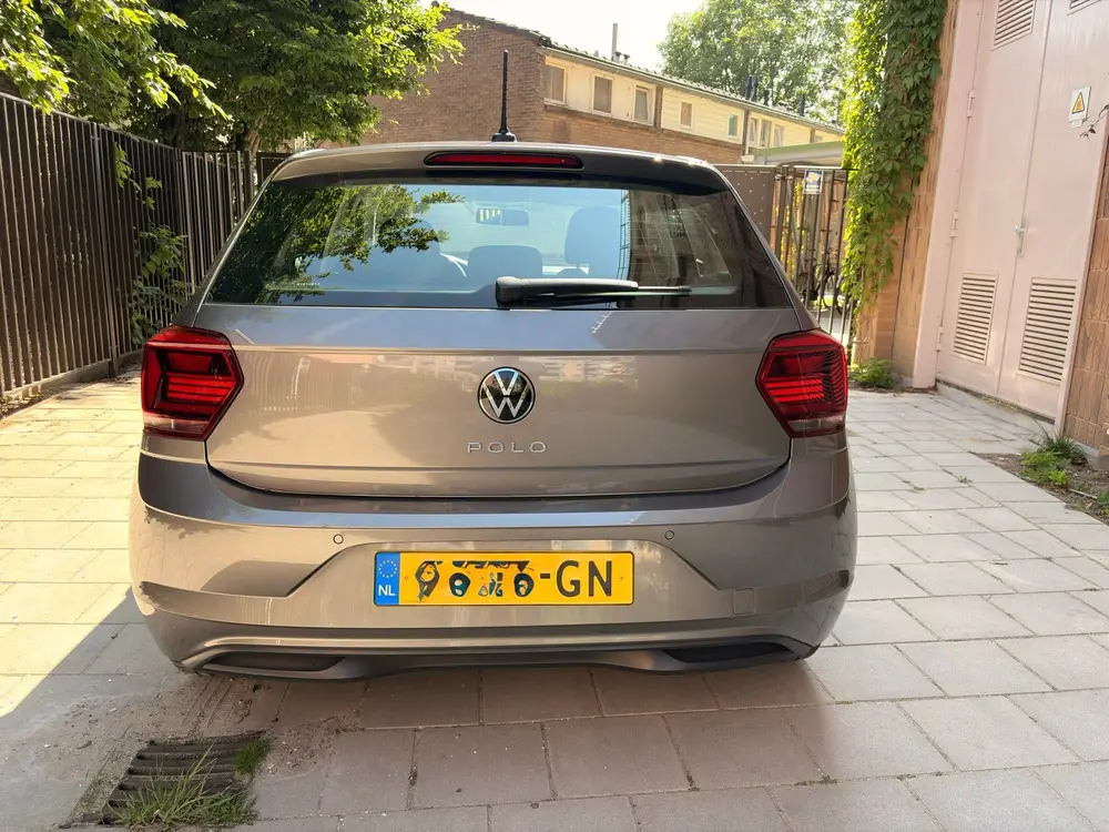 Volkswagen Polo VI 1.0 MPI 80hp — 2021 — Grey uit 2021, foto 8