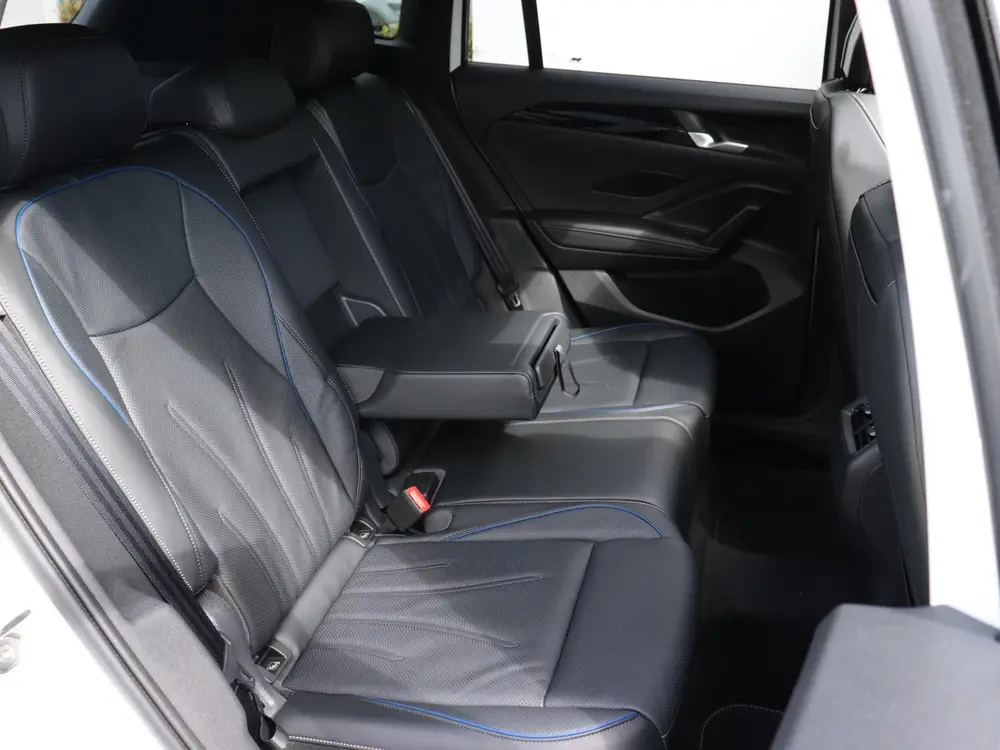 Volkswagen Tiguan 1.5 eHybrid R-Line Edition | Trekhaak | Le uit 2025, foto 11
