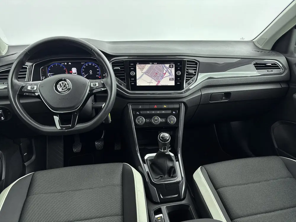 Volkswagen T-Roc 1.5 TSI Sport // CAMERA // DIGITAL COCKPIT uit 2019, foto 3